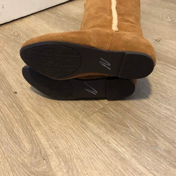 Chinese laundry winter snow boots size 7 - Picture 3 of 6